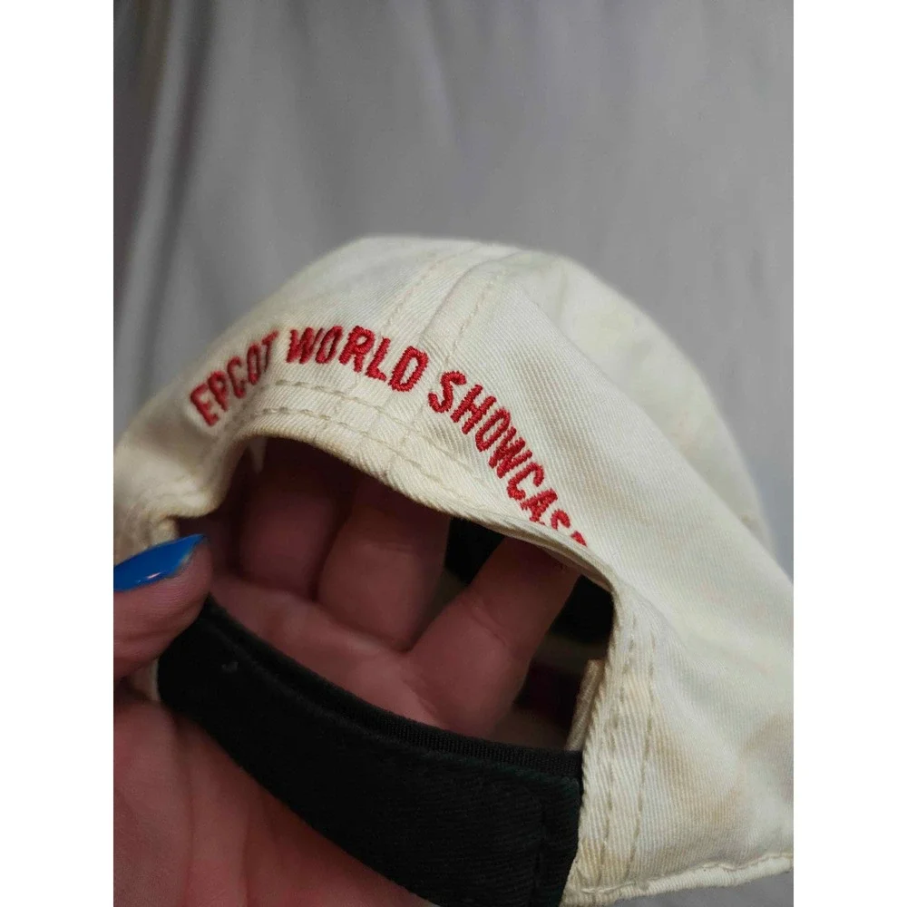 Disney Parks Epcot World Showcase Canada Hat Black Cream Plaid